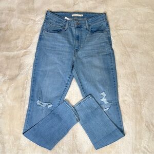 Levi's Women's High Rise Light Blue Jeans